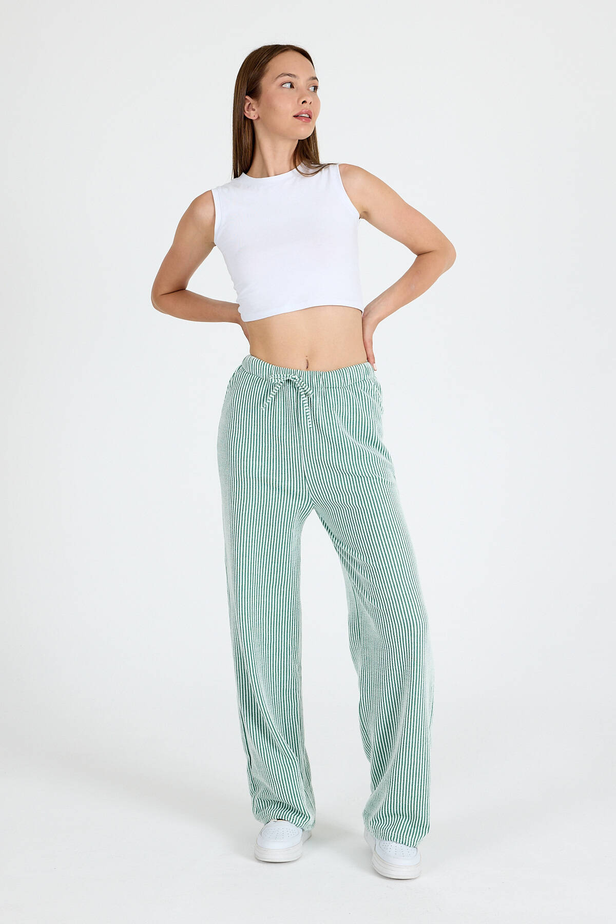 Yeşil Beli Lastikli Çizgili Geniş Paça Dokuma Pantolon 4098 - 6