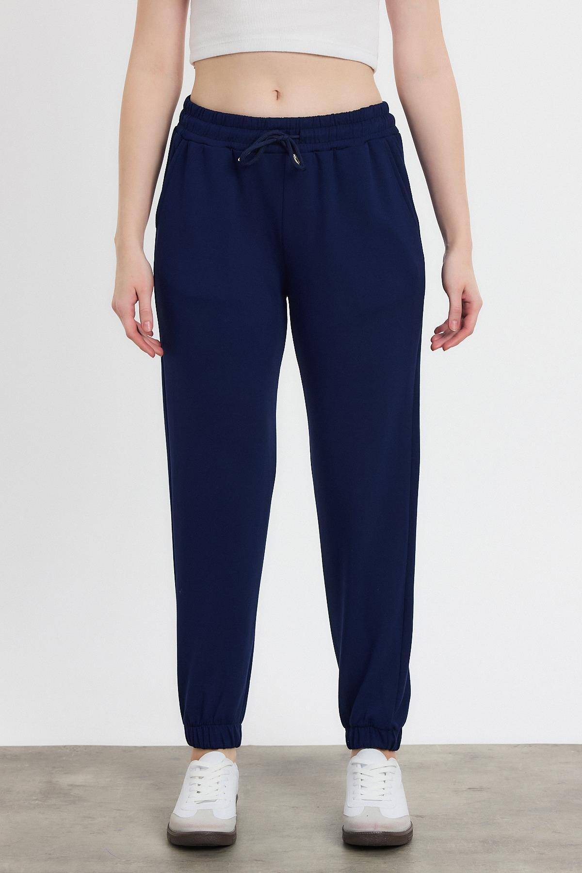 Yumuşak Dokulu Esnek Premium Kumaş Rahat Kalıp Eşofman Altı Laci - 8242 - Stilay